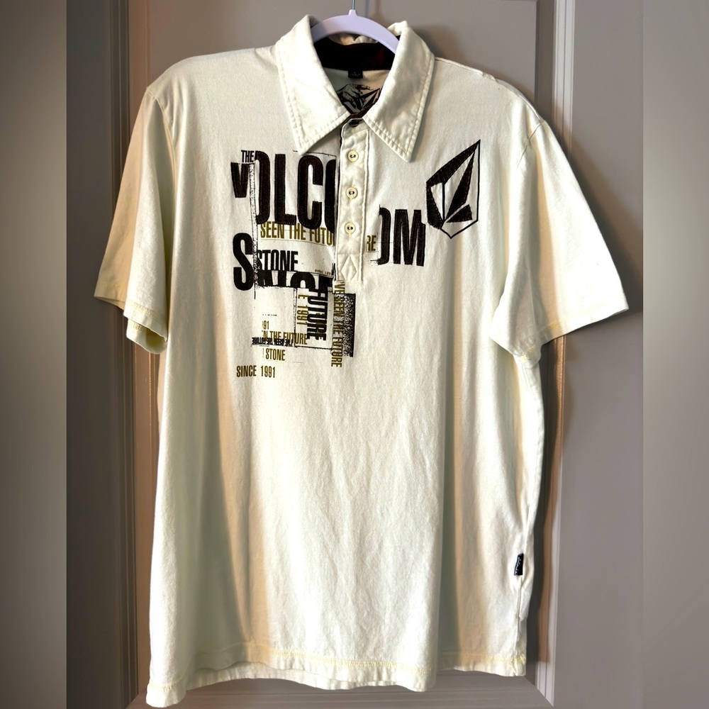 Like New…VOLCOLM Men’s Large Shirt